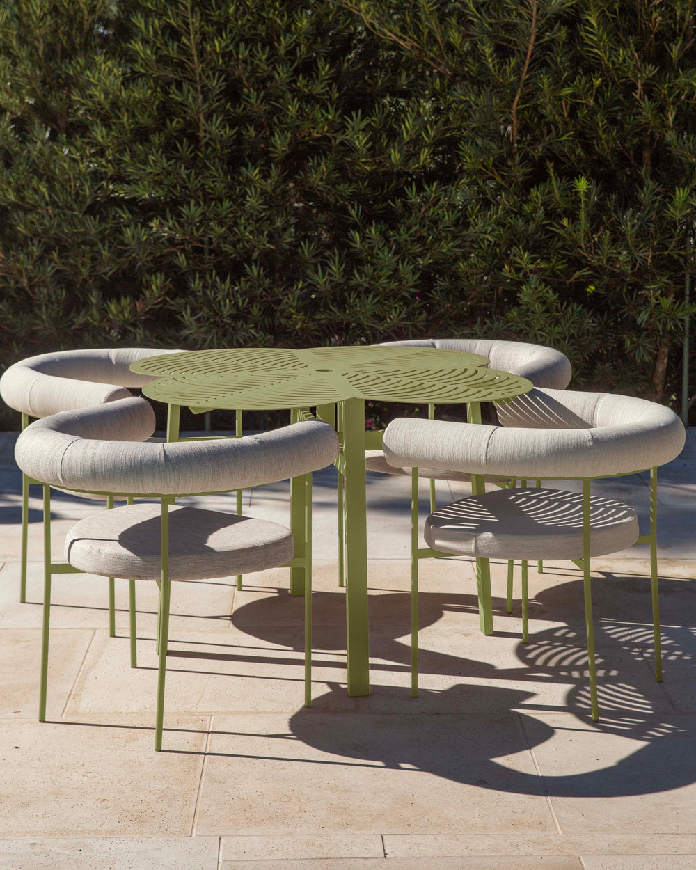 Mesa de Jantar 4 Lugares Externa Trevo Oliva