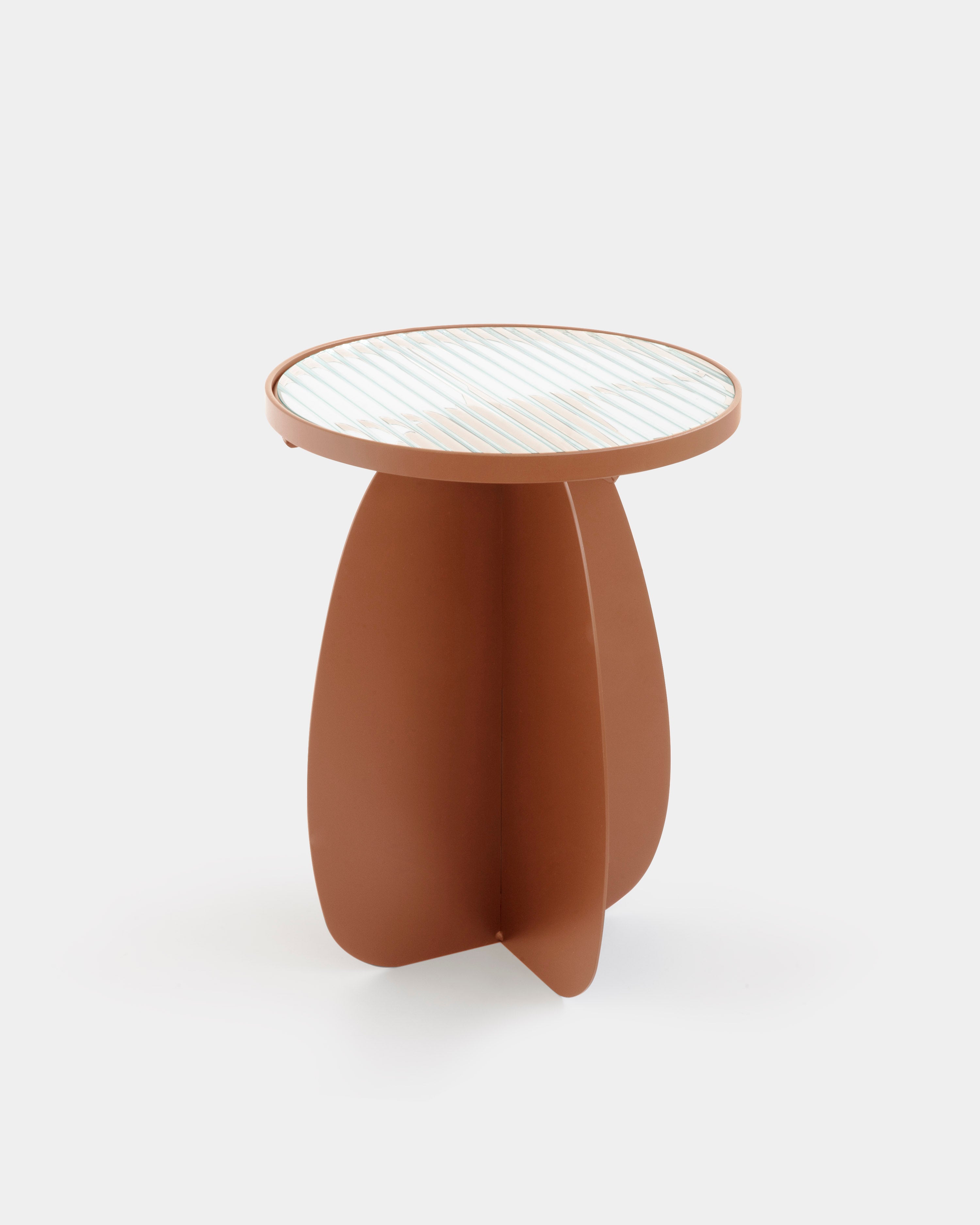 Mesa Lateral Carambola G | Tampo de Vidro Canelado | Linee