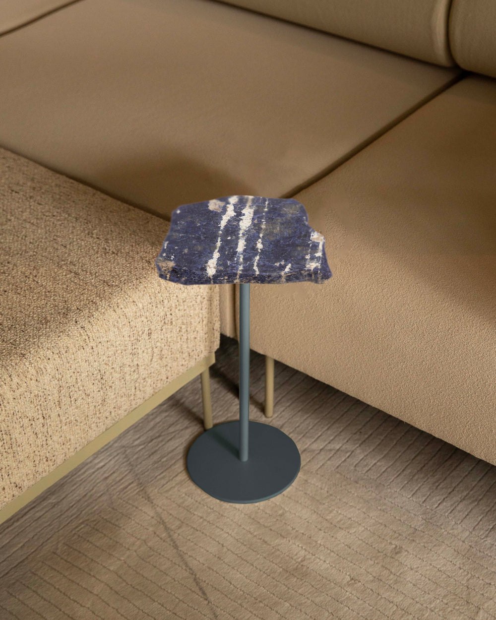 Mesa Lateral Pedra Sodalita 57cm