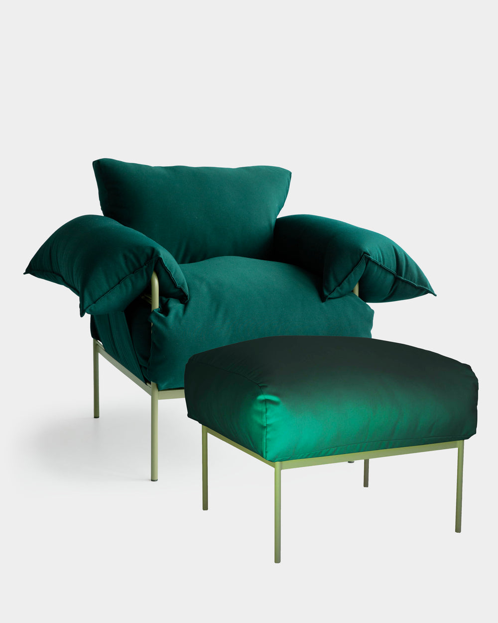 Kit Poltrona Asa Petit e Puff Asa Arizona Floresta/Oliva