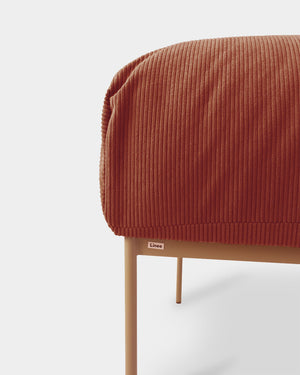 Puff Asa Veludo Cotelê Terracota