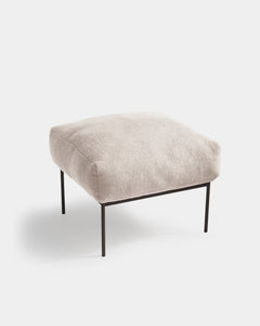 Puff Asa Bouclé Off White e Preto