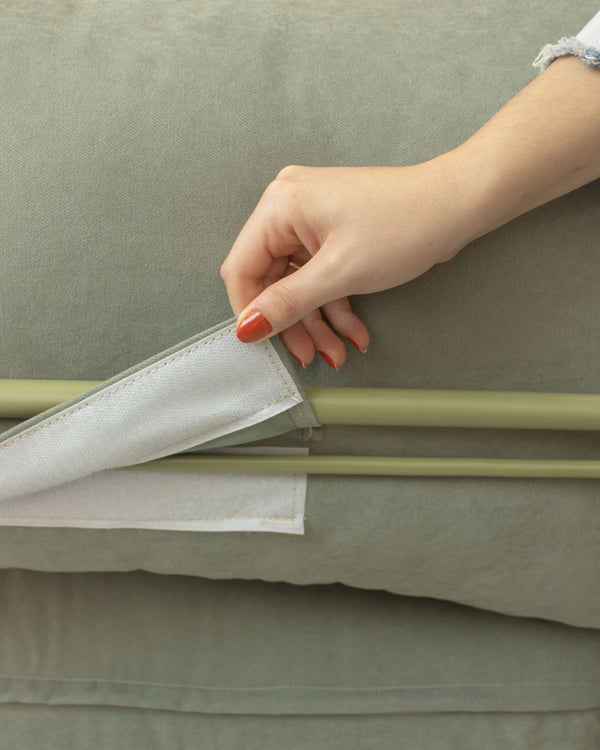 Sofá Asa 2 Lugares c/ Chaise Sarja Sálvia/Oliva